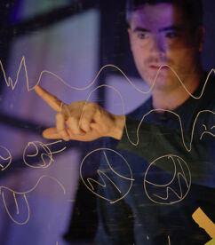 Ed Devane in Wires String and Other Things Photo by Ros Kavanagh web