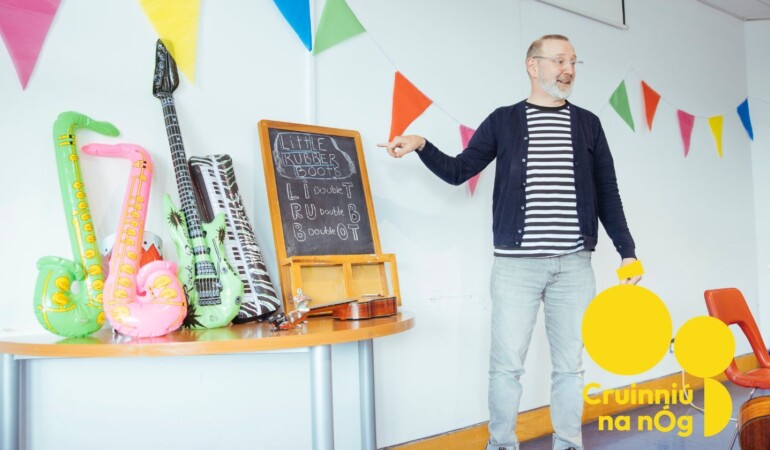 Fur, Feathers, Barks and Bites! Interactive music gig for families